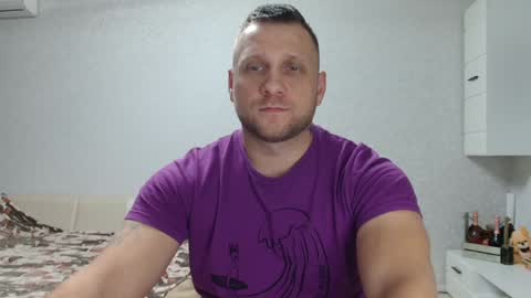 Snapshot of malchyshka chatting on December 12, 12:33 pm malchyshka online show from December 12, 12:33 pm