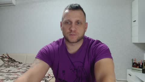 Snapshot of malchyshka chatting on December 12, 3:48 pm malchyshka online show from December 12, 3:48 pm