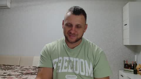 Snapshot of malchyshka chatting on December 14, 11:29 am malchyshka online show from December 14, 11:29 am