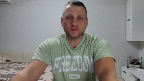 Snapshot of malchyshka chatting on December 16, 11:22 am malchyshka online show from December 16, 11:22 am