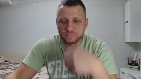 Snapshot of malchyshka chatting on December 19, 11:50 am malchyshka online show from December 19, 11:50 am