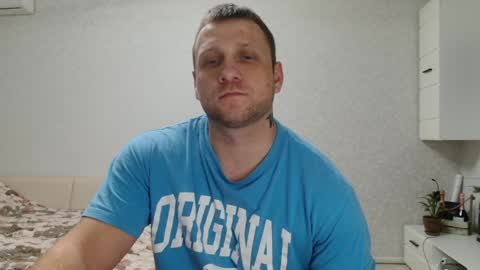 Snapshot of malchyshka chatting on December 29, 10:01 am malchyshka online show from December 29, 10:01 am