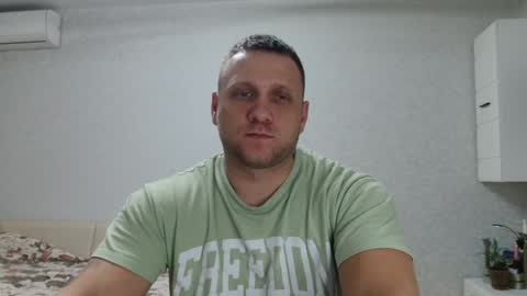 Snapshot of malchyshka chatting on January 7, 4:05 pm malchyshka online show from January 7, 4:05 pm