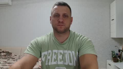 Snapshot of malchyshka chatting on January 8, 10:59 am malchyshka online show from January 8, 10:59 am