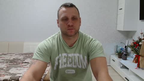 Snapshot of malchyshka chatting on January 28, 9:08 am malchyshka online show from January 28, 9:08 am