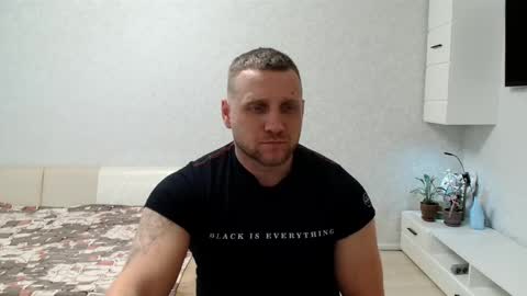 Snapshot of malchyshka chatting on February 18, 10:05 am malchyshka online show from February 18, 10:05 am