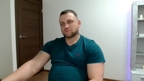 Snapshot of malchyshka chatting on February 23, 5:54 pm malchyshka online show from February 23, 5:54 pm