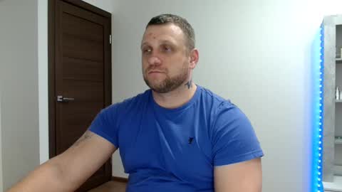 Snapshot of malchyshka chatting on March 4, 7:31 pm malchyshka online show from March 4, 7:31 pm