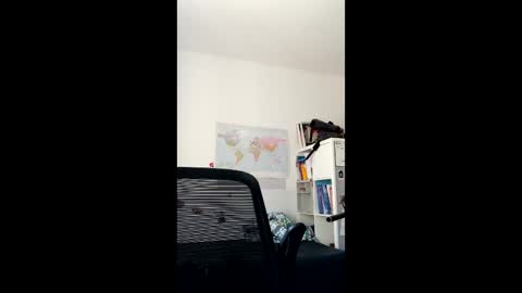 male20y online show from April 23, 9:30 am