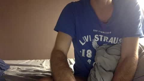 malefrench1 online show from March 3, 5:46 am