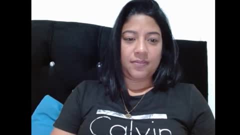 maleiwaa online show from May 8, 2:17 am