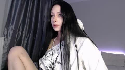 piu online show from January 8, 3:36 pm