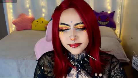 maliciaxpoison online show from June 10, 6:34 am