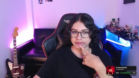 Snapshot of malik_harrison_ chatting on January 16, 4:39 pm Malik online show from January 16, 4:39 pm