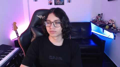 Snapshot of malik_harrison_ chatting on March 6, 8:05 pm Malik online show from March 6, 8:05 pm