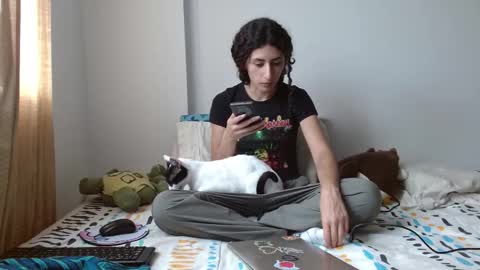 Malita online show from October 14, 7:25 pm