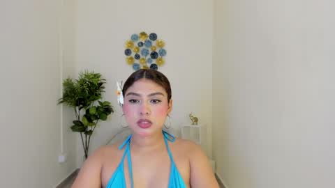 Snapshot of mallory_lee1 chatting on May 26, 12:01 pm mallory online show from May 26, 12:01 pm