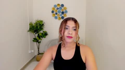 Snapshot of mallory_lee1 chatting on June 7, 4:38 am mallory online show from June 7, 4:38 am