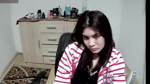 mallorymyers online show from January 16, 9:30 pm