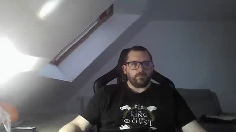 breton online show from December 25, 4:22 pm