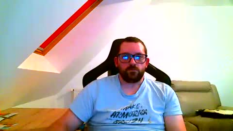 breton online show from December 27, 10:59 pm