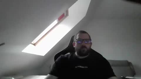 breton online show from February 26, 8:15 am