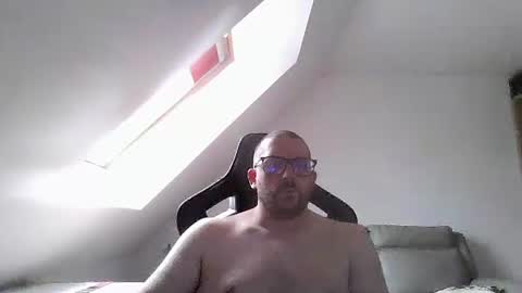 breton online show from September 10, 9:31 am