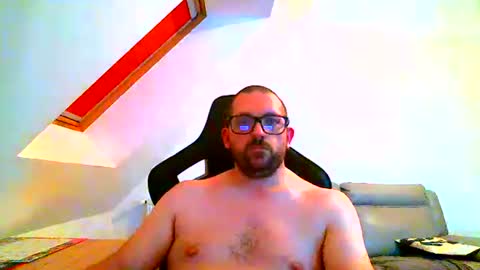 breton online show from September 14, 9:03 pm