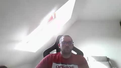 breton online show from February 16, 2:13 pm