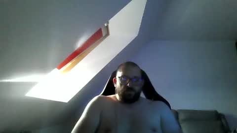 Snapshot of malou2927 chatting on June 29, 6:41 pm breton online show from June 29, 6:41 pm