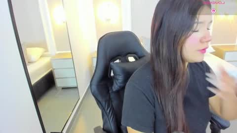 Snapshot of malu_03x chatting on October 1, 3:01 am M A L U online show from October 1, 3:01 am