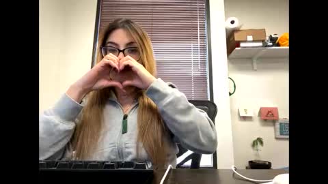 Snapshot of mamaboozey chatting on February 10, 8:46 pm mamaboozey online show from February 10, 8:46 pm