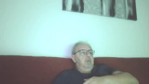 OLDMANFREE online show from March 2, 1:58 am
