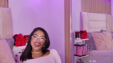 Snapshot of mami_natacha19x chatting on February 1, 4:44 am nati online show from February 1, 4:44 am