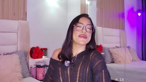 Snapshot of mami_natacha19x chatting on February 3, 4:32 am nati online show from February 3, 4:32 am