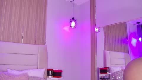 Snapshot of mami_natacha19x chatting on March 3, 1:56 am nati online show from March 3, 1:56 am