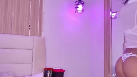 Snapshot of mami_natacha19x chatting on March 13, 1:51 pm nati online show from March 13, 1:51 pm