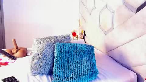 Snapshot of mami_soto chatting on May 25, 11:22 pm mami_soto online show from May 25, 11:22 pm