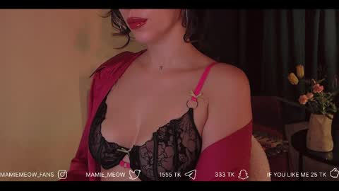 Your Miss Alice  online show from April 7, 12:16 pm