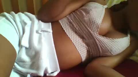 mammaplay online show from November 20, 6:35 am