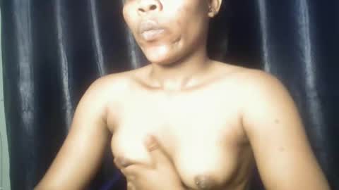 Snapshot of mammy31 chatting on March 1, 4:03 am mammy31 online show from March 1, 4:03 am