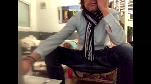 Snapshot of man38110 chatting on February 14, 7:28 am man38110 online show from February 14, 7:28 am