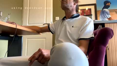 Snapshot of man38110 chatting on October 21, 1:34 pm man38110 online show from October 21, 1:34 pm