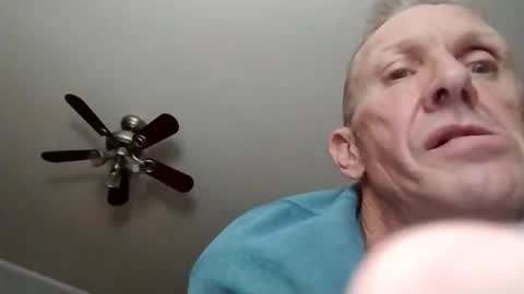 man4latinimennow online show from December 4, 12:47 pm