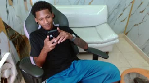 man_sant11 online show from April 2, 4:04 pm