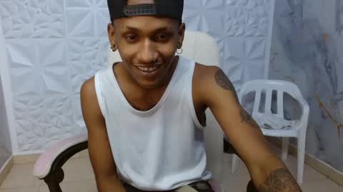 Snapshot of man_sant11 chatting on May 8, 4:12 pm man_sant11 online show from May 8, 4:12 pm