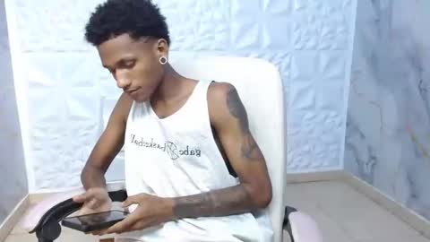 Snapshot of man_sant11 chatting on May 16, 5:12 pm man_sant11 online show from May 16, 5:12 pm
