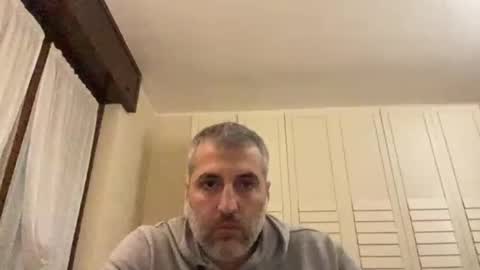 manager82 online show from December 17, 4:21 pm