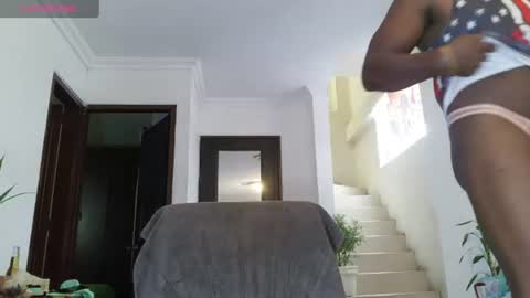 Snapshot of manblackbig45 chatting on June 12, 12:59 pm manblackbig45 online show from June 12, 12:59 pm