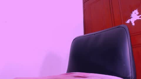 juan camilo online show from February 19, 4:44 am